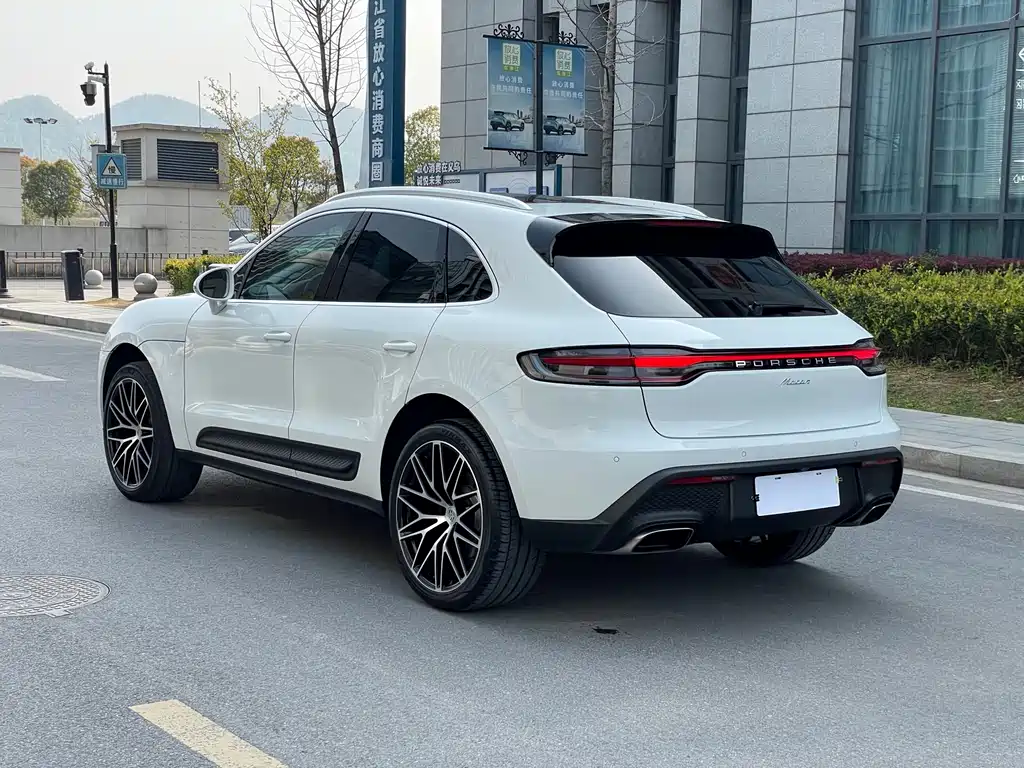 Macan 2023 Macan 2.0T купить на сайте DeffCars