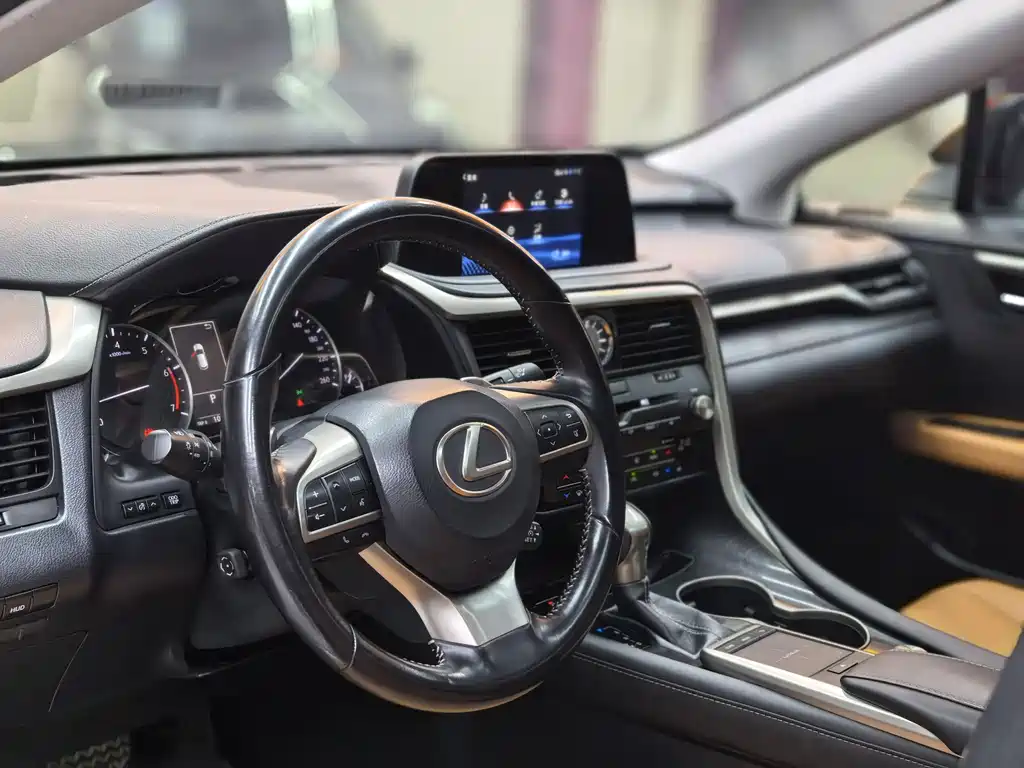Lexus RX 2020 facelift 300 two-wheel drive elite version купить на сайте DeffCars