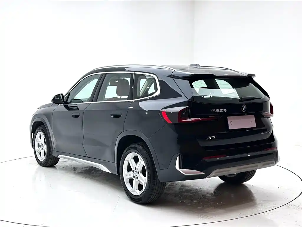 BMW X1 2023 sDrive20Li X Design Package купить на сайте DeffCars