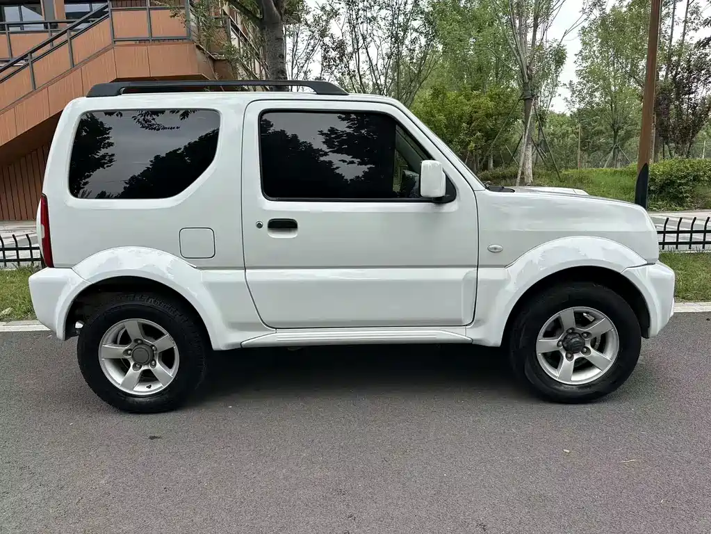 Jimny imported 2012 1.3 AT JLX navigation version купить на сайте DeffCars