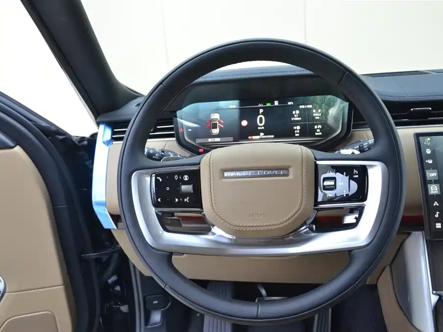 Range Rover 2025 3.0 L6 400PS Extended Edition купить на сайте DeffCars