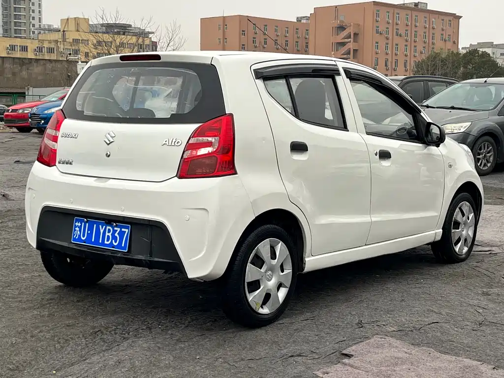 Alto 2013 1.0L manual comfort type купить на сайте DeffCars