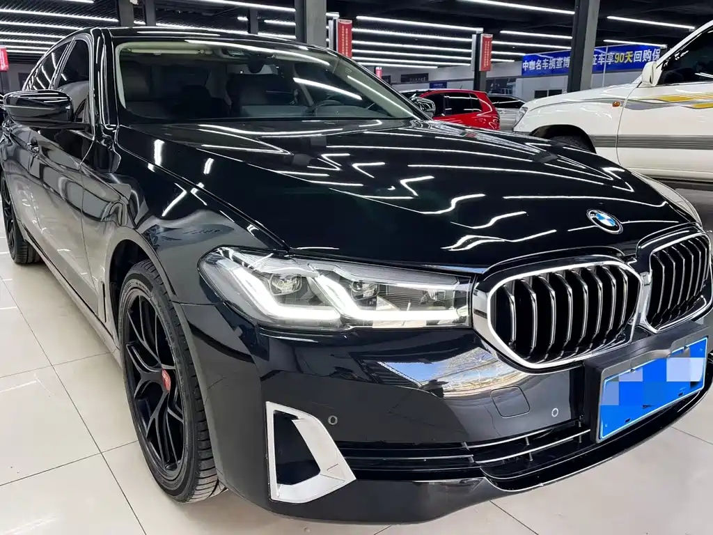 BMW 5 Series 2021 525Li Luxury Package купить на сайте DeffCars