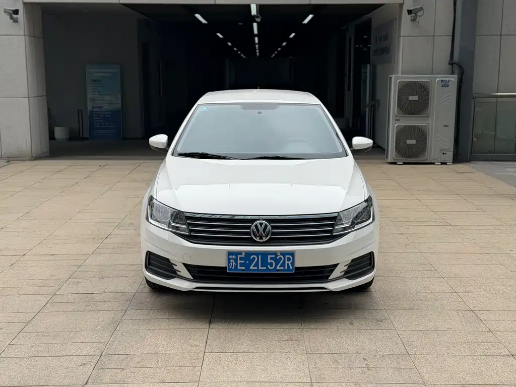 Lavida 2021 1.5L automatic fashion version купить на сайте DeffCars