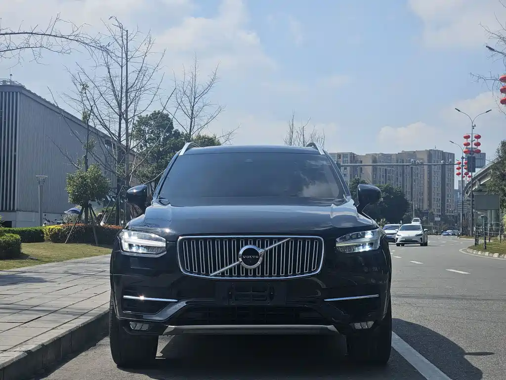 Volvo XC90 2018 T6 Zhiya Edition 7 seats купить на сайте DeffCars