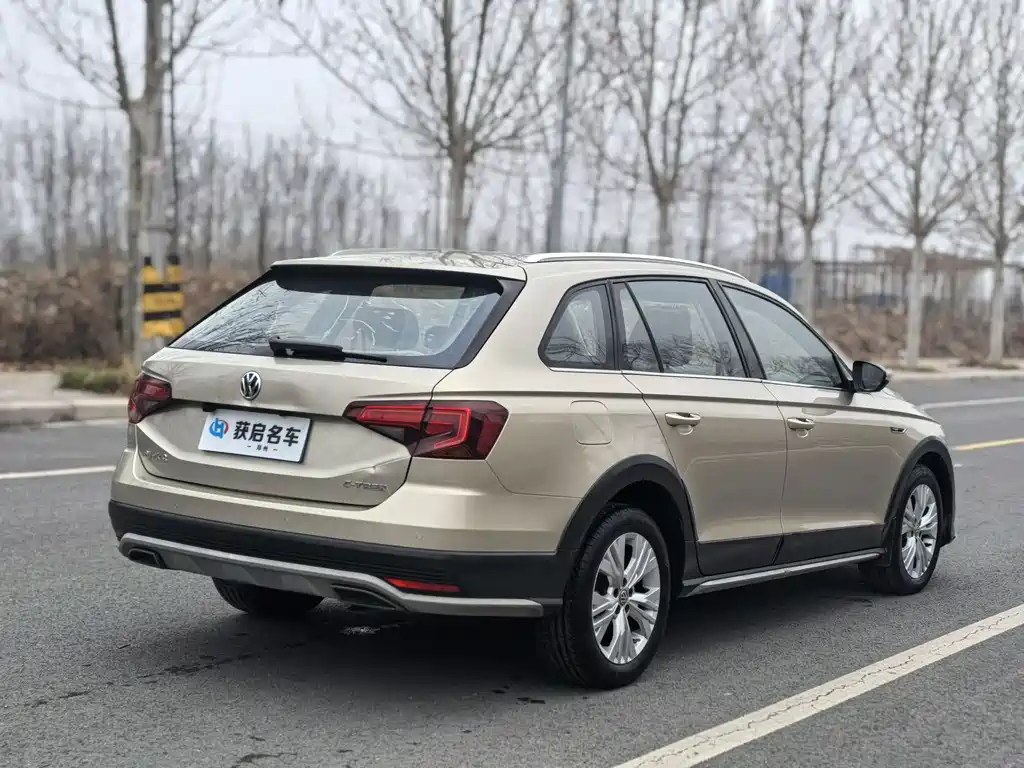 C-TREK Weiling 2017 1.6L automatic comfort model купить на сайте DeffCars