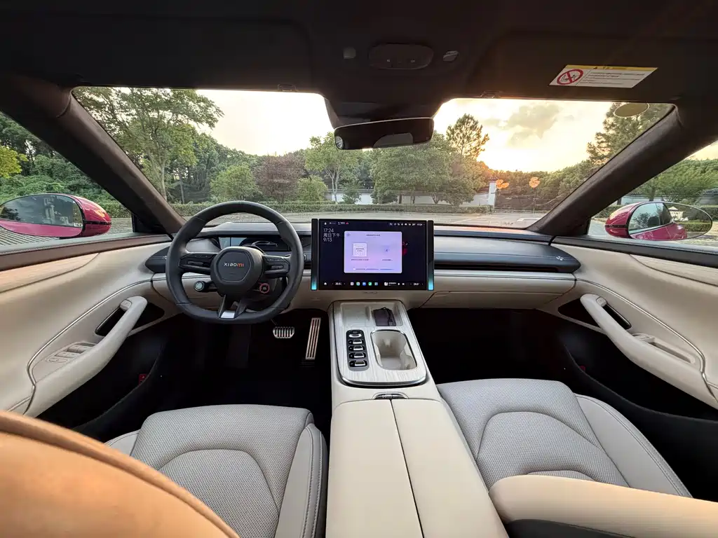 Xiaomi SU7 2024, four-wheel drive, ultra-long battery life, high-end smart driving Max version купить на сайте DeffCars
