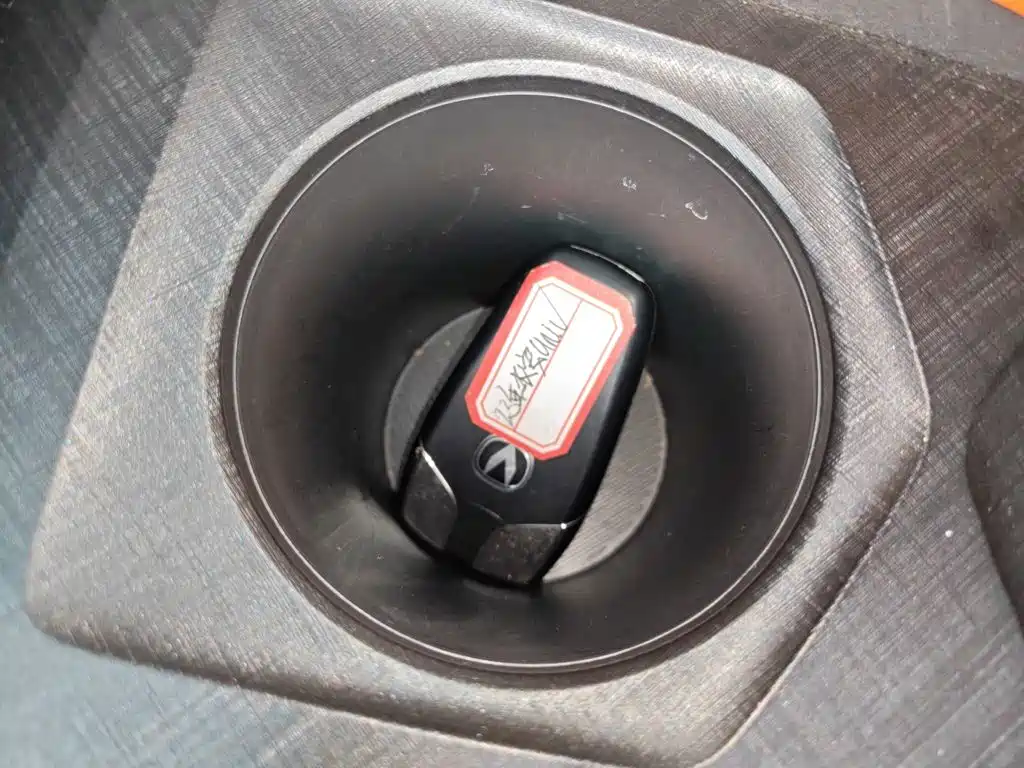 Changan UNI-V 2022 1.5T premium model купить на сайте DeffCars
