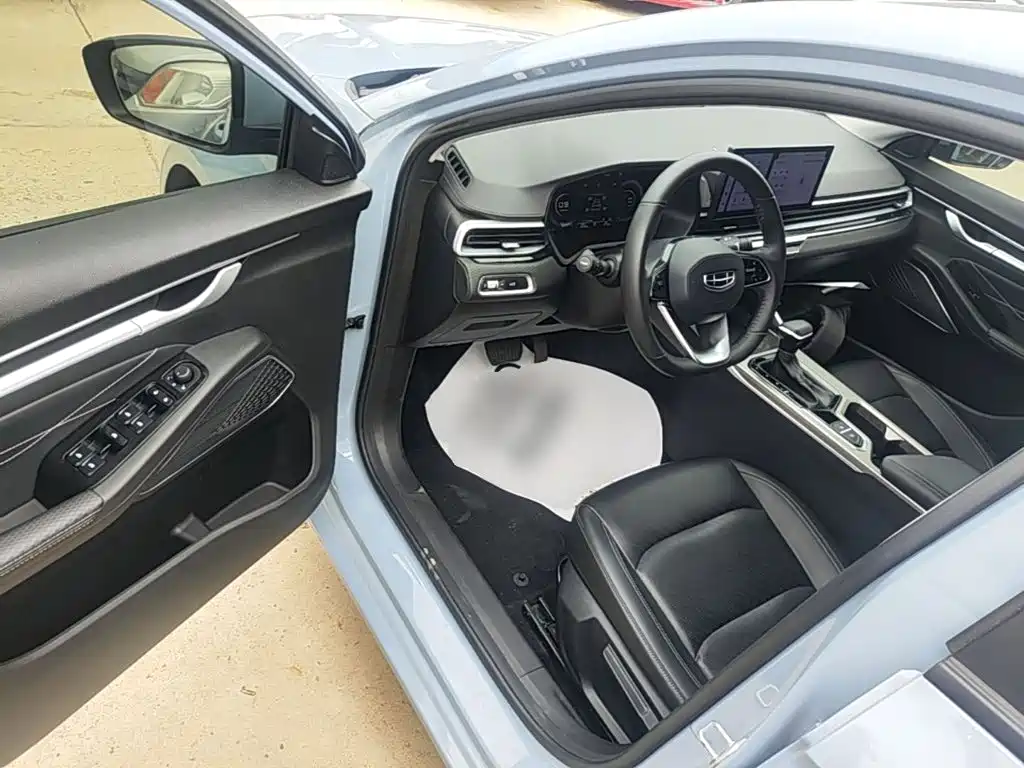 Emgrand 2023 4th Generation Champion Edition 1.5L CVT Luxury Model купить на сайте DeffCars