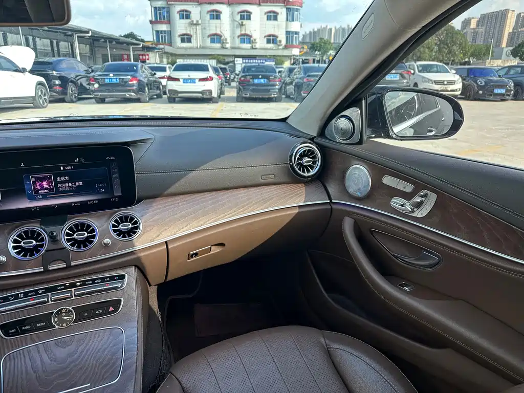 Mercedes-Benz E-Class 2020 E 300 L Luxury Model купить на сайте DeffCars