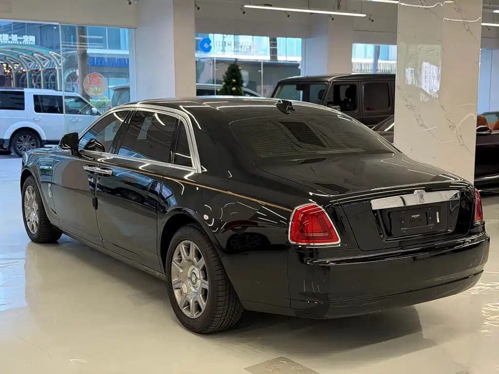 Ghost 2018 6.6T long wheelbase version купить на сайте DeffCars