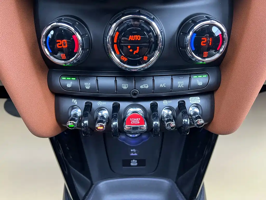 MINI 2022 2.0T COOPER S Artist купить на сайте DeffCars