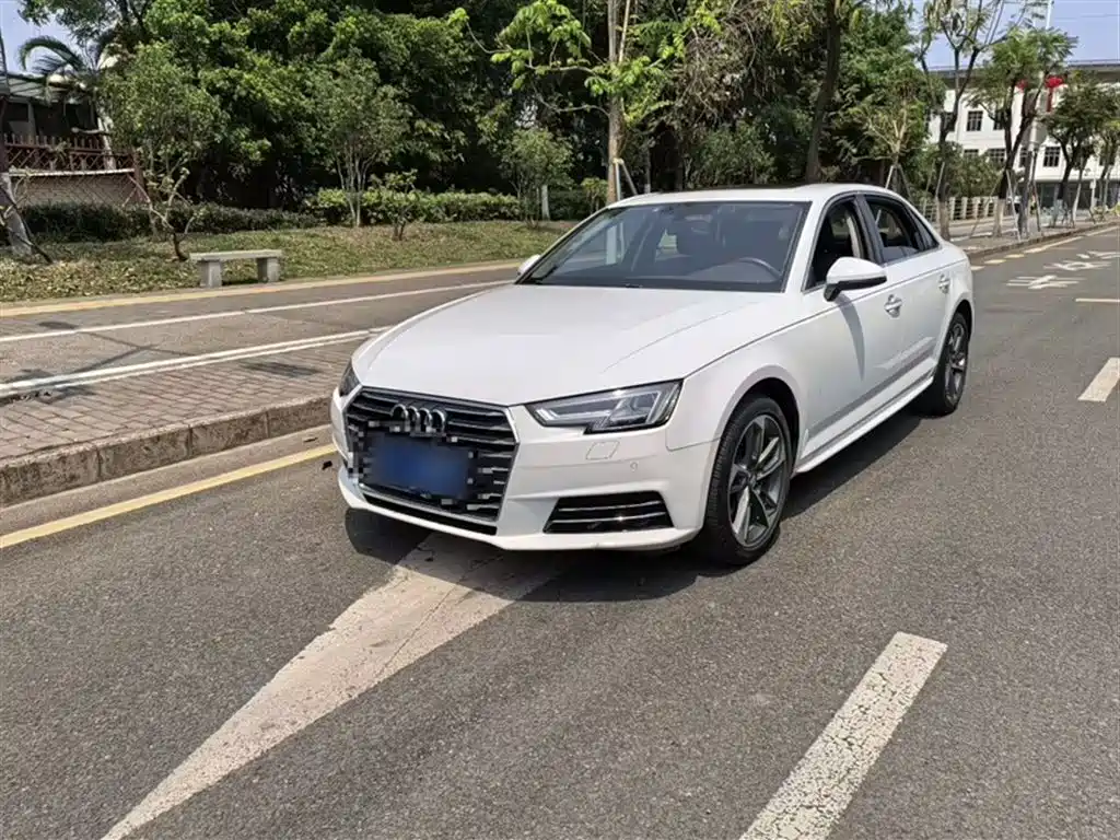Audi A4L 2018 30th Anniversary Model 40 TFSI Enterprising купить на сайте DeffCars