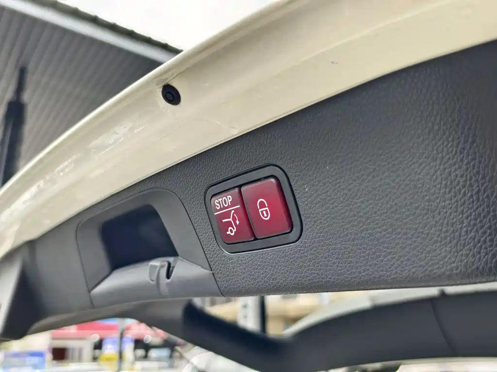 Mercedes-Benz GLC 2020 GLC 300 L 4MATIC Dynamic купить на сайте DeffCars