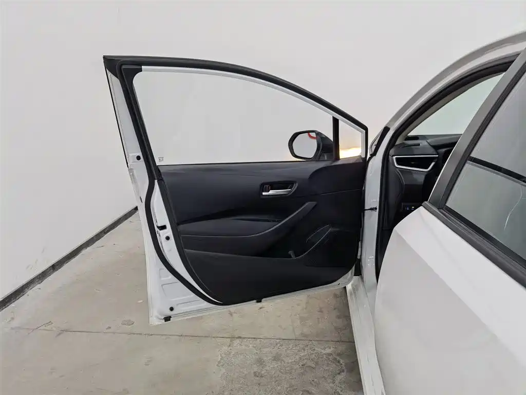 Corolla 2021 1.2T S-CVT Pioneer PLUS Edition купить на сайте DeffCars