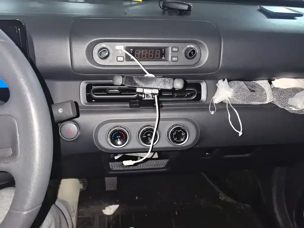 Wuling Zhiguang New Energy 2025 305km Enterprising Type купить на сайте DeffCars