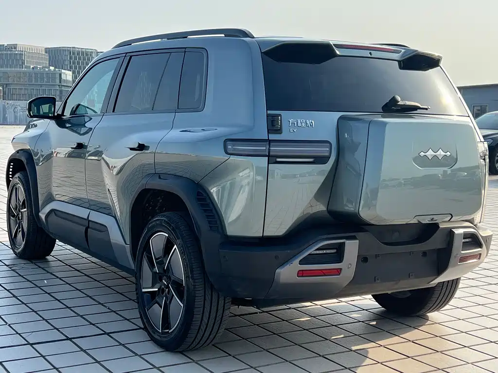Titanium 3 2025 501KM four-wheel drive Ultra version купить на сайте DeffCars