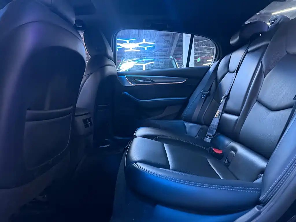 Cadillac CT5 2022 28T luxury model купить на сайте DeffCars