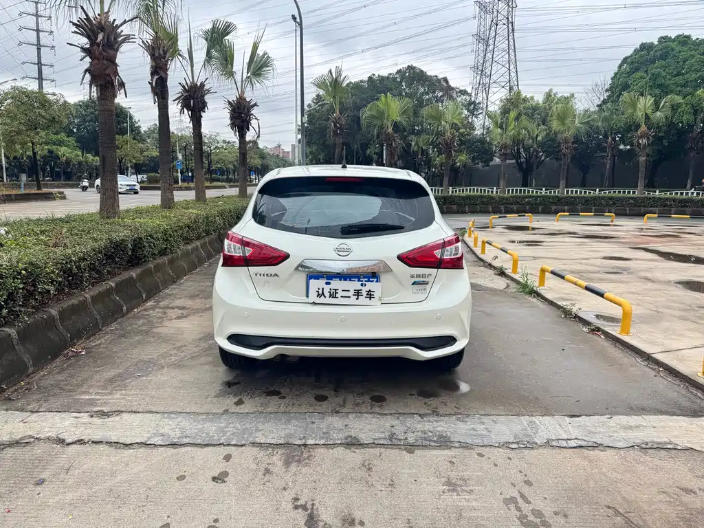 Tiida 2016 1.6L CVT cool version купить на сайте DeffCars