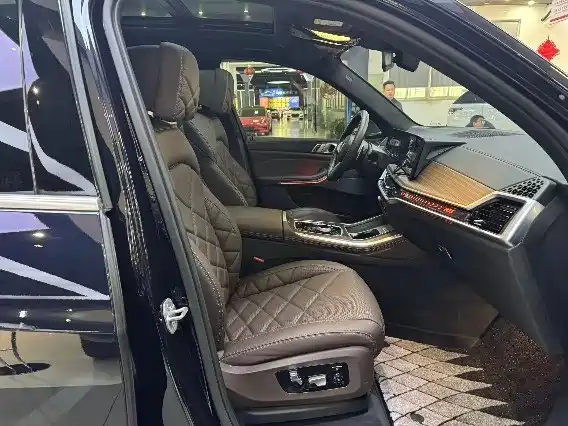 BMW X5 2023 xDrive 40Li M Sports Package купить на сайте DeffCars