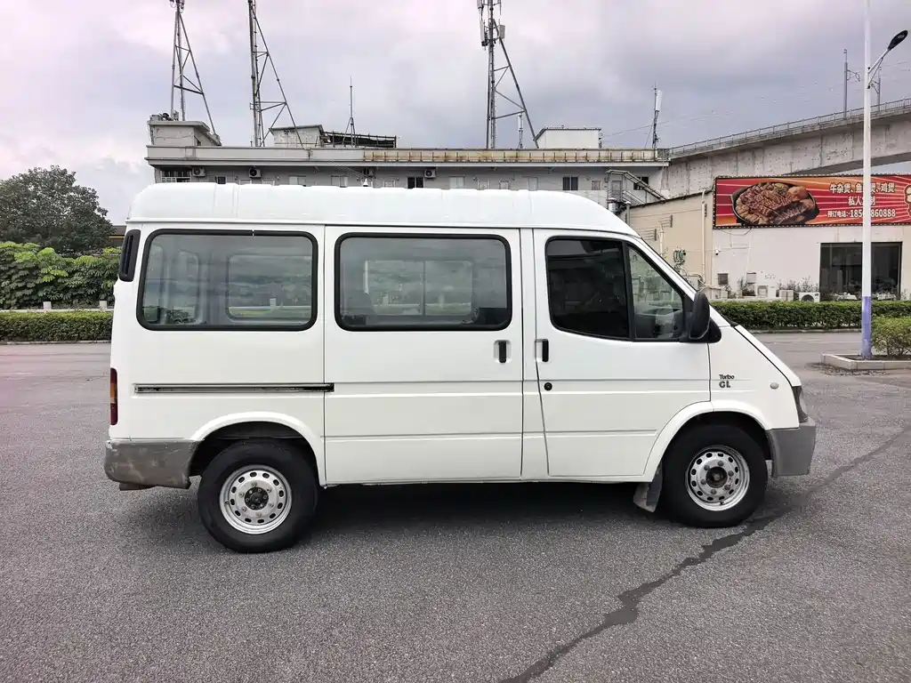 Classic Transit 2016 2.8T diesel short-axle 6-seat mid-roof multi-purpose vehicle JX493ZLQ4 купить на сайте DeffCars