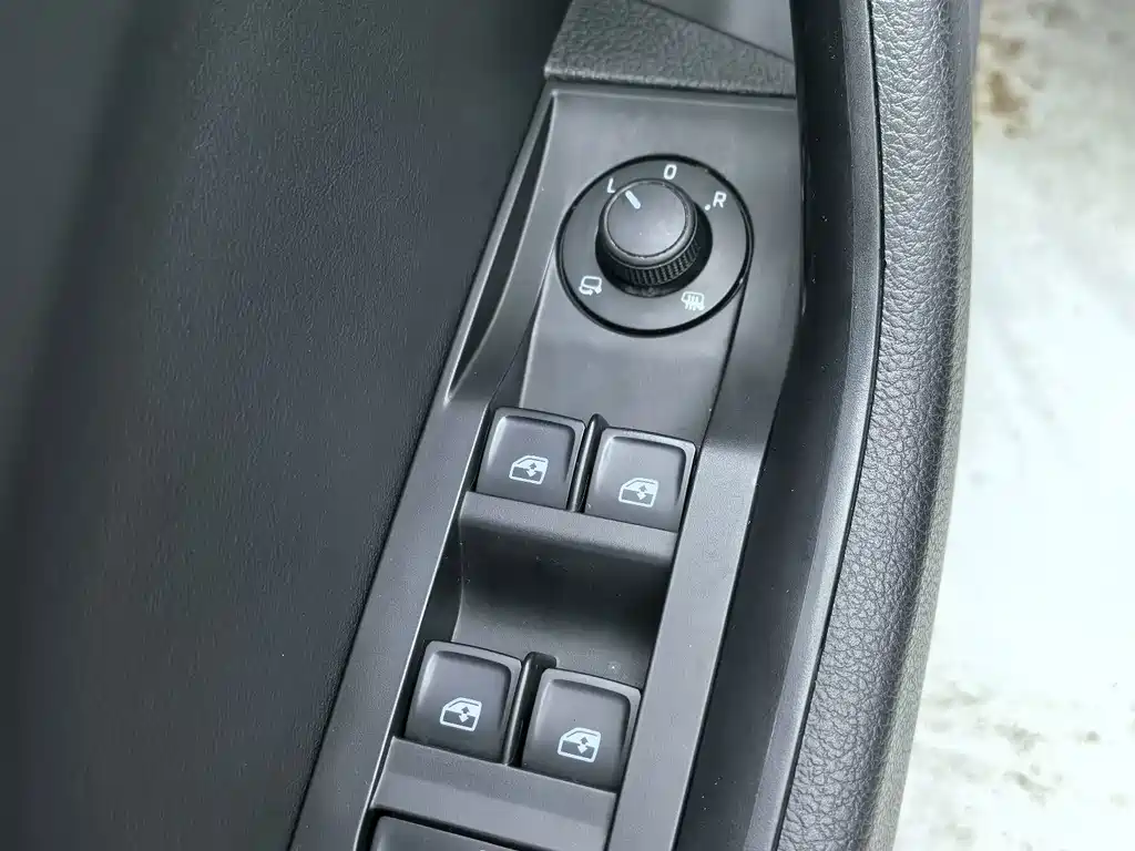 Superb 2023 facelift TSI280 DSG exclusive version купить на сайте DeffCars