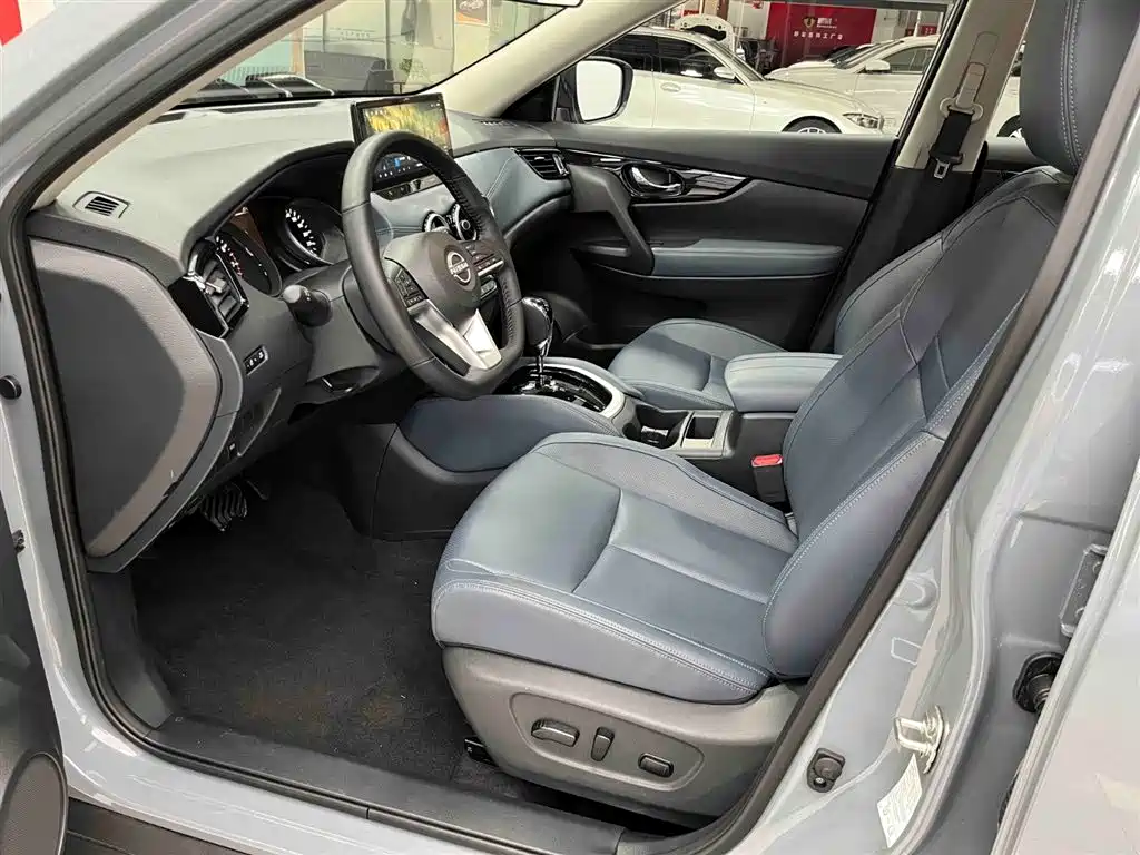 X-Trail 2025 Honor 2.0L Two-wheel Drive Leading Edition купить на сайте DeffCars