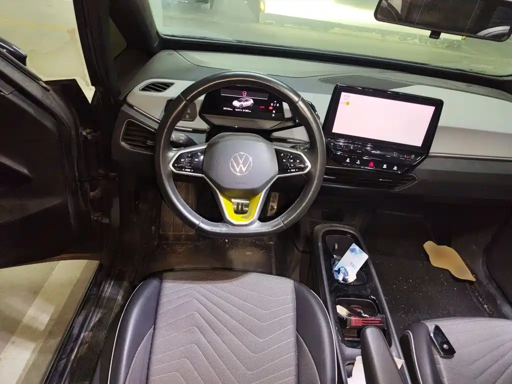 Volkswagen ID.3 2023 upgraded model pure smart version купить на сайте DeffCars