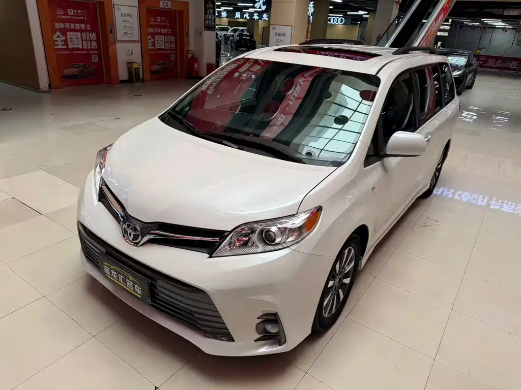 SIENNA 2015 3.5L 2WD LE купить на сайте DeffCars