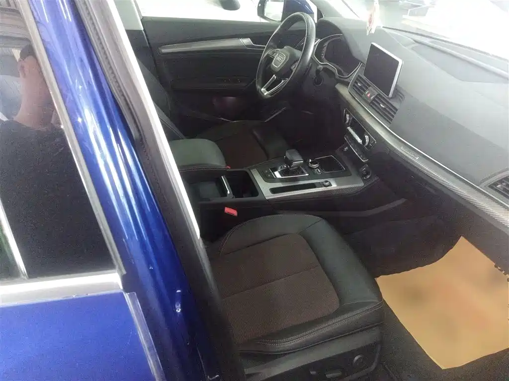 Audi Q5L 2018 45 TFSI Exclusive Fashion Type National V купить на сайте DeffCars