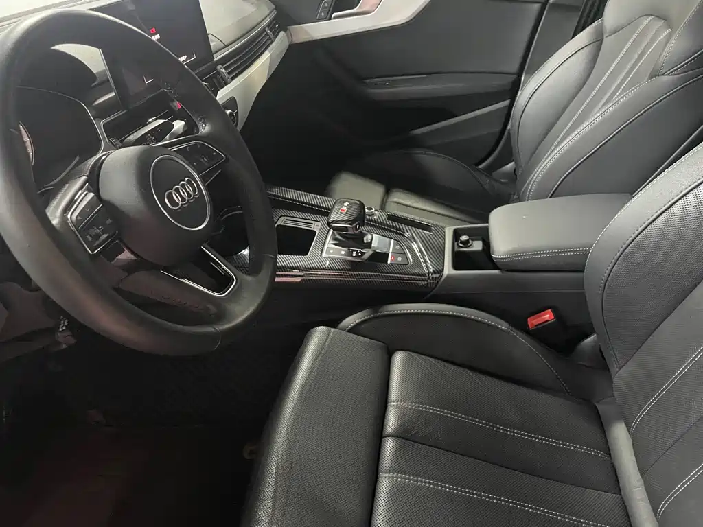 Audi A4L 2020 40 TFSI luxury and dynamic model купить на сайте DeffCars