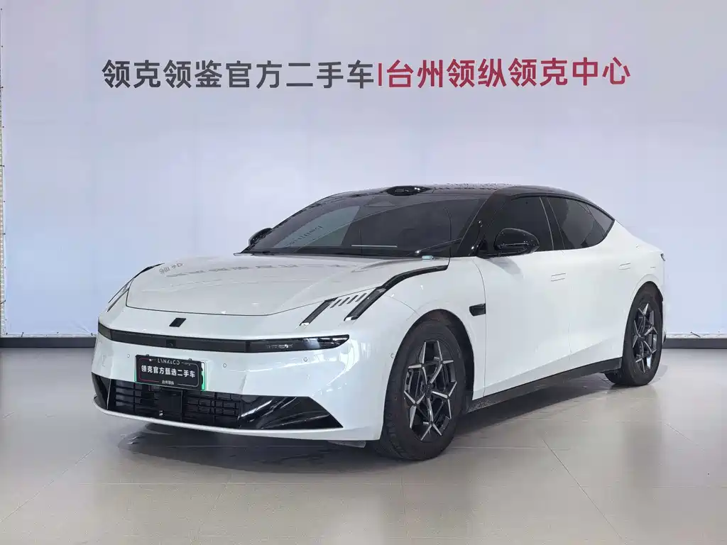 Lynk & Co 10 2025 240 four-wheel drive Ultra купить на сайте DeffCars