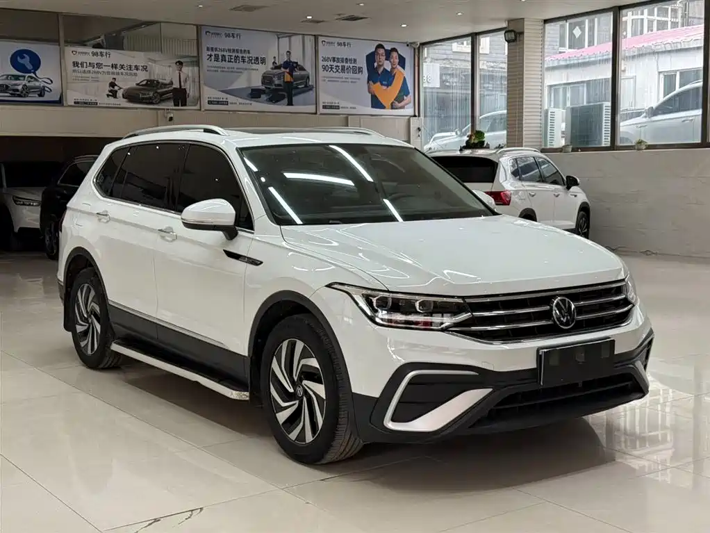 Tiguan L 2023 280TSI automatic two-wheel drive Chaochuang limited edition купить на сайте DeffCars