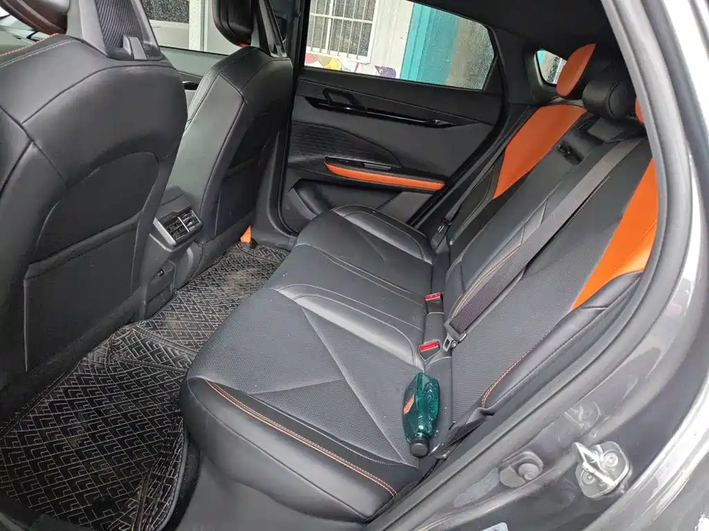 Changan UNI-V 2022 1.5T premium model купить на сайте DeffCars