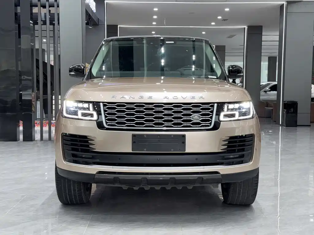 Range Rover 2021 3.0 L6 Legend Extended Classic Edition купить на сайте DeffCars