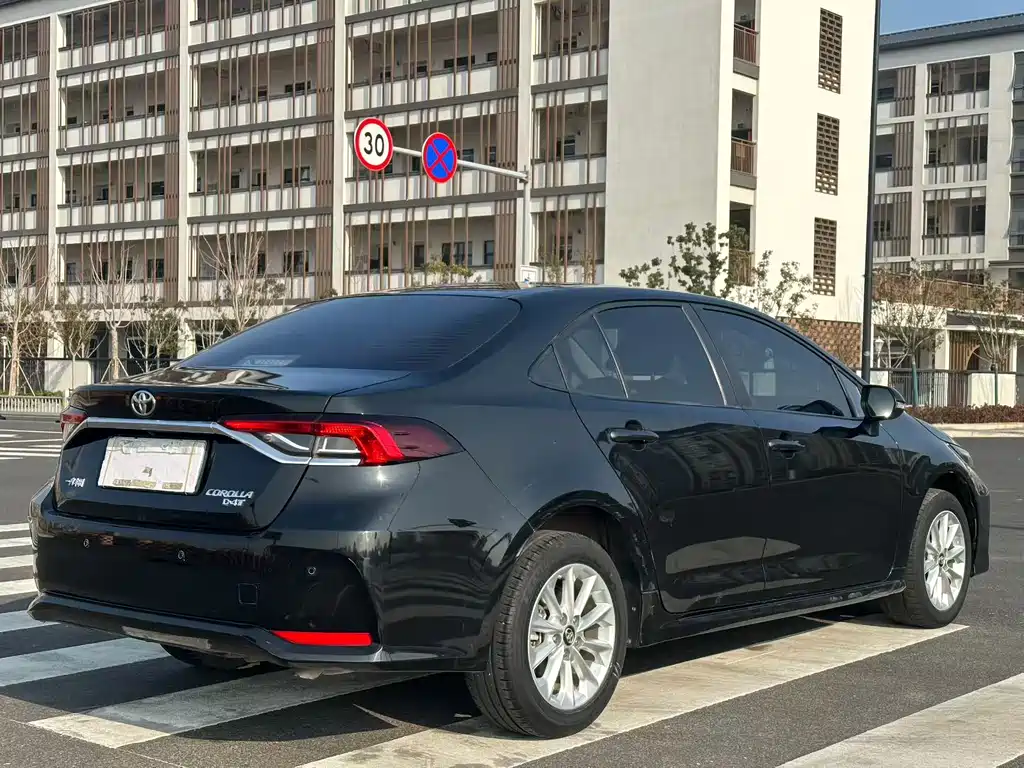 Corolla 2021 1.2T S-CVT Deluxe Edition купить на сайте DeffCars