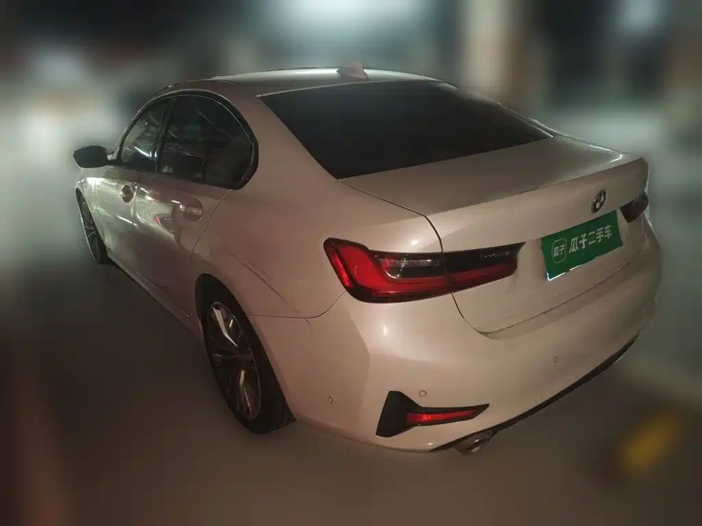 BMW 3 Series 2020 320i Sports Package купить на сайте DeffCars