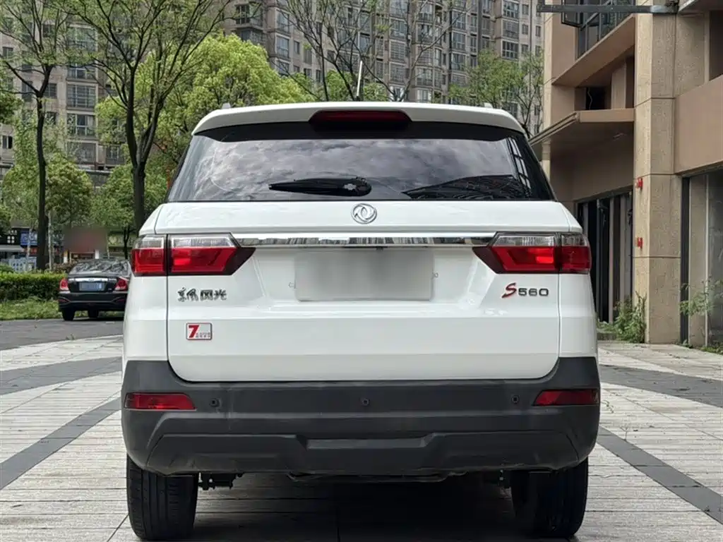 Fengguang S560 2018 1.8L CVT Elite 5-seater купить на сайте DeffCars