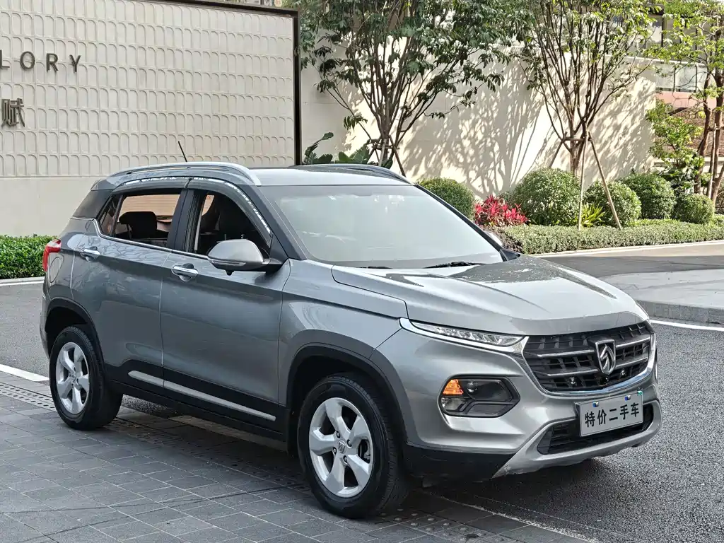 Baojun 510 2018 1.5L Automatic Anniversary Special Edition National V купить на сайте DeffCars