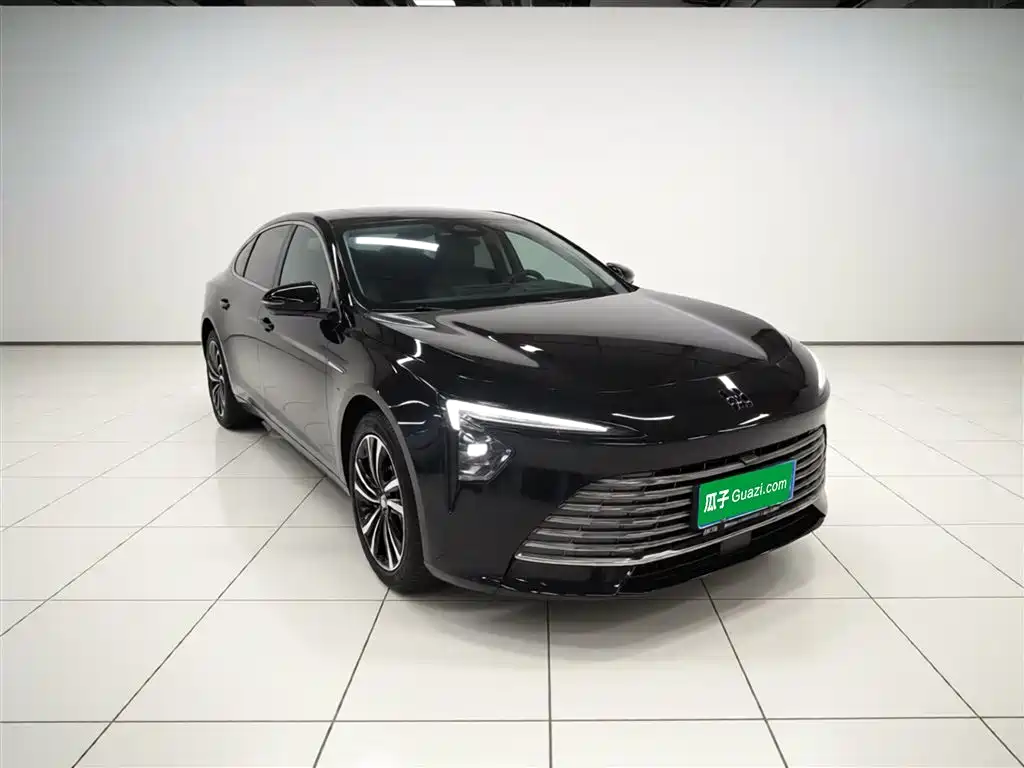LaCrosse 2023 28T Yuezun Edition купить на сайте DeffCars