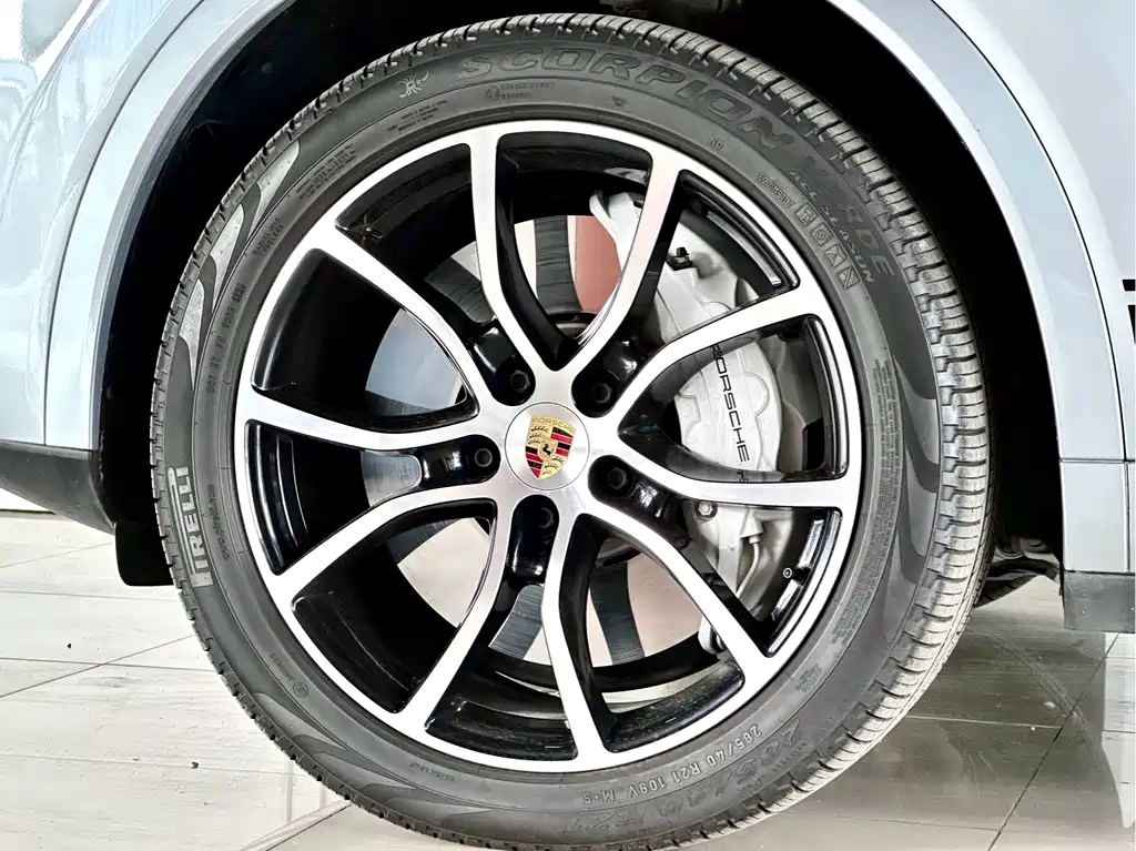 Cayenne 2020 Cayenne Turbo 4.0T купить на сайте DeffCars