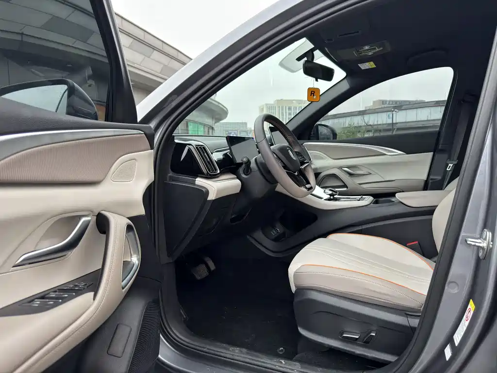 Song Pro New Energy 2024 Honor Edition DM-i 71KM Pilot Model купить на сайте DeffCars