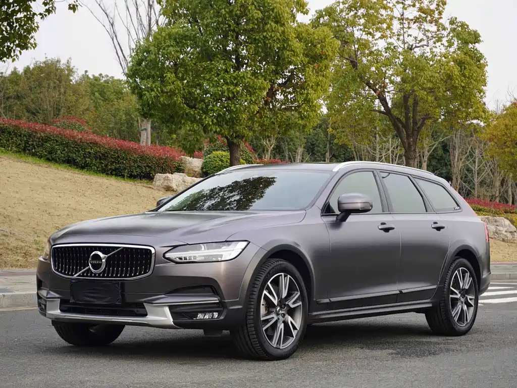 Volvo V90 2020 Cross Country T5 AWD Zhiyuan Edition купить на сайте DeffCars