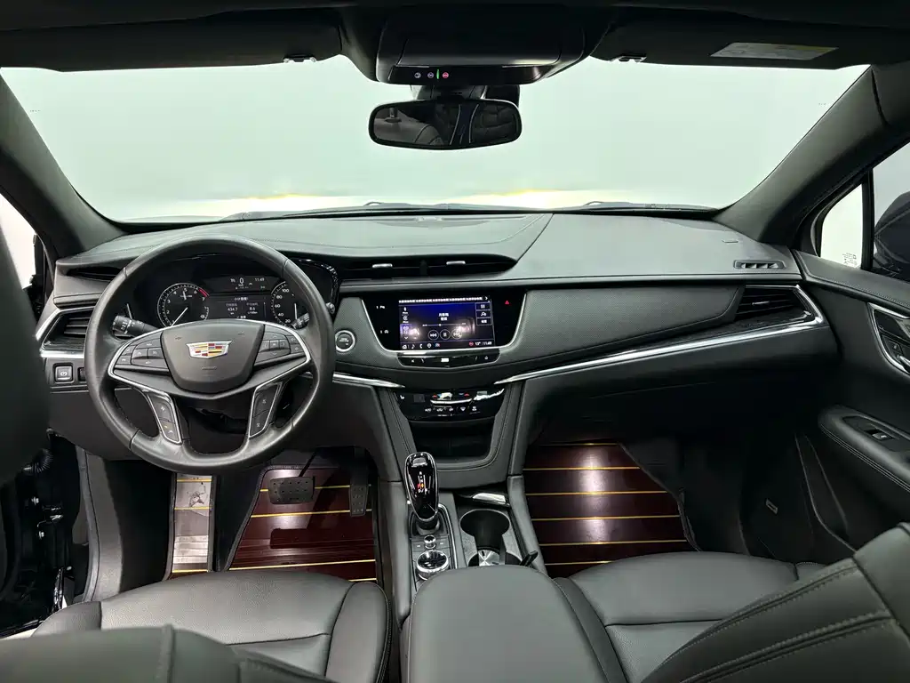 Cadillac XT5 2022 2.0T two-wheel drive luxury model купить на сайте DeffCars