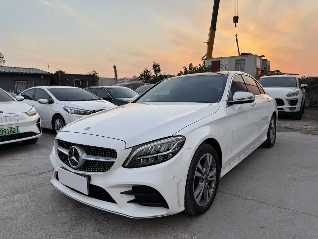 Mercedes-Benz C-Class 2020 C 200 L Fashionable Sports Edition купить на сайте DeffCars