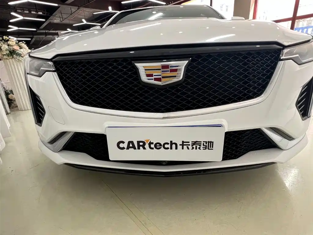 Cadillac CT4 2020 28T Fashion Model купить на сайте DeffCars