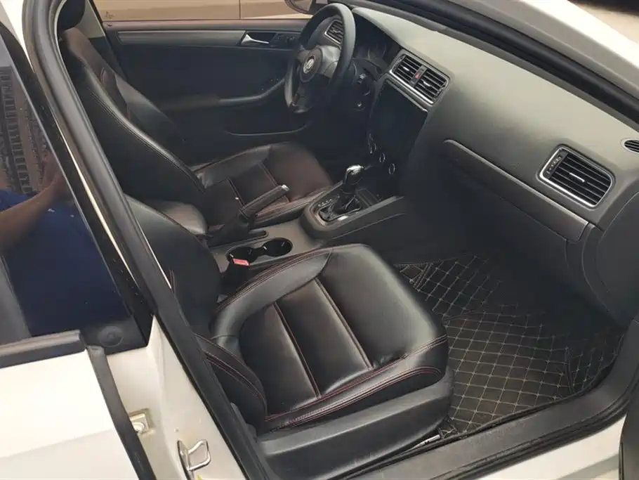 Sagitar 2012 1.4TSI automatic fashion model купить на сайте DeffCars