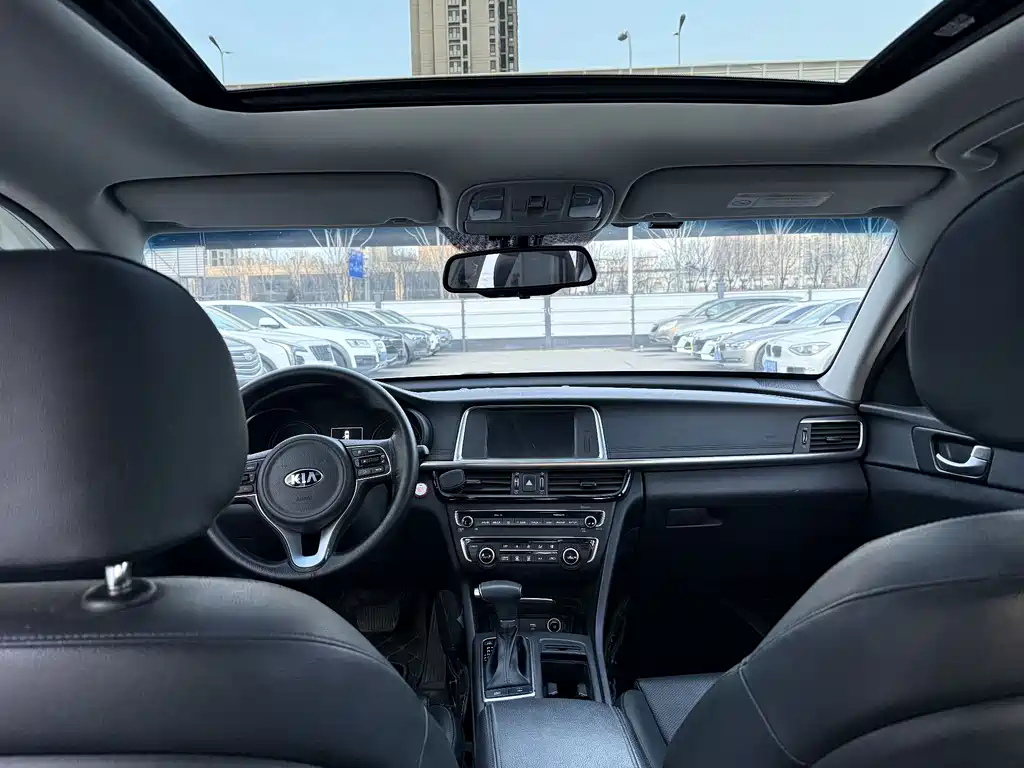 Kia K5 New Energy 2018 2.0L Smart Edition купить на сайте DeffCars