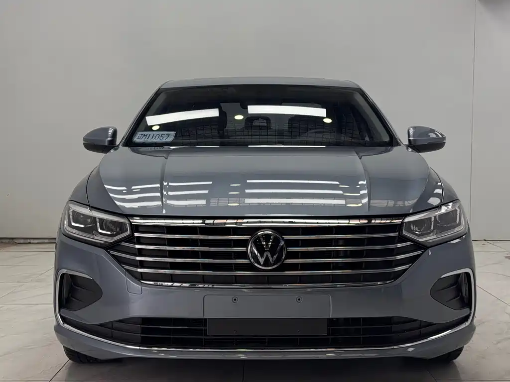 Lavida 2023 1.5L automatic 5 million version купить на сайте DeffCars