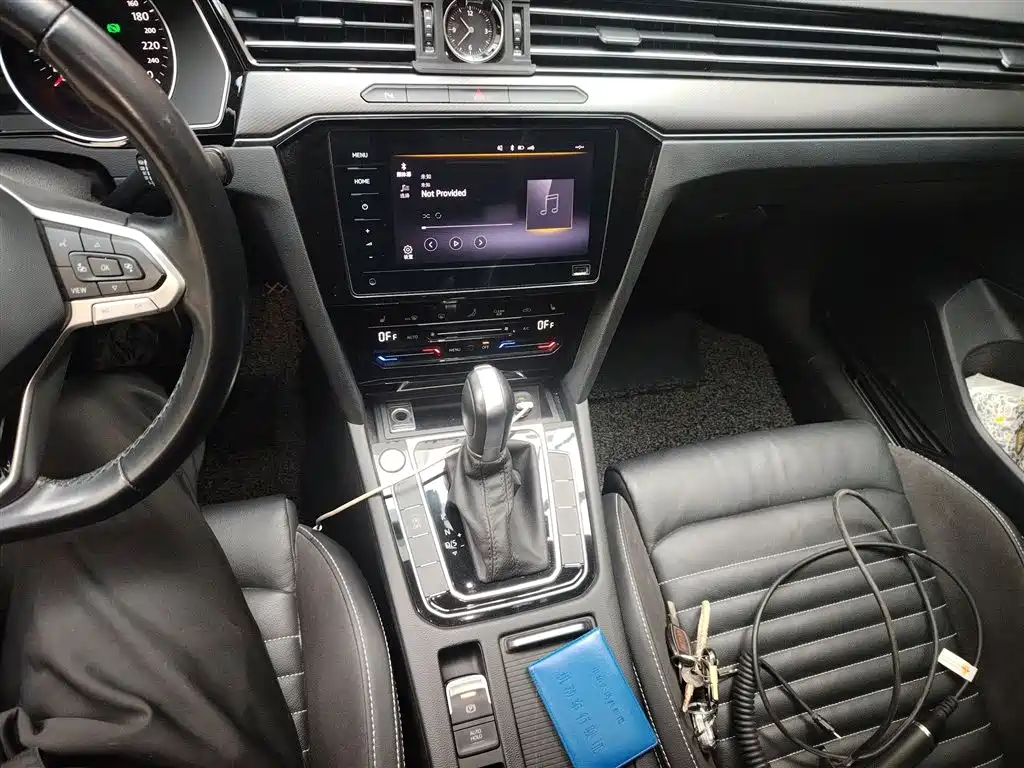 Magotan 2020 330TSI DSG leading model купить на сайте DeffCars